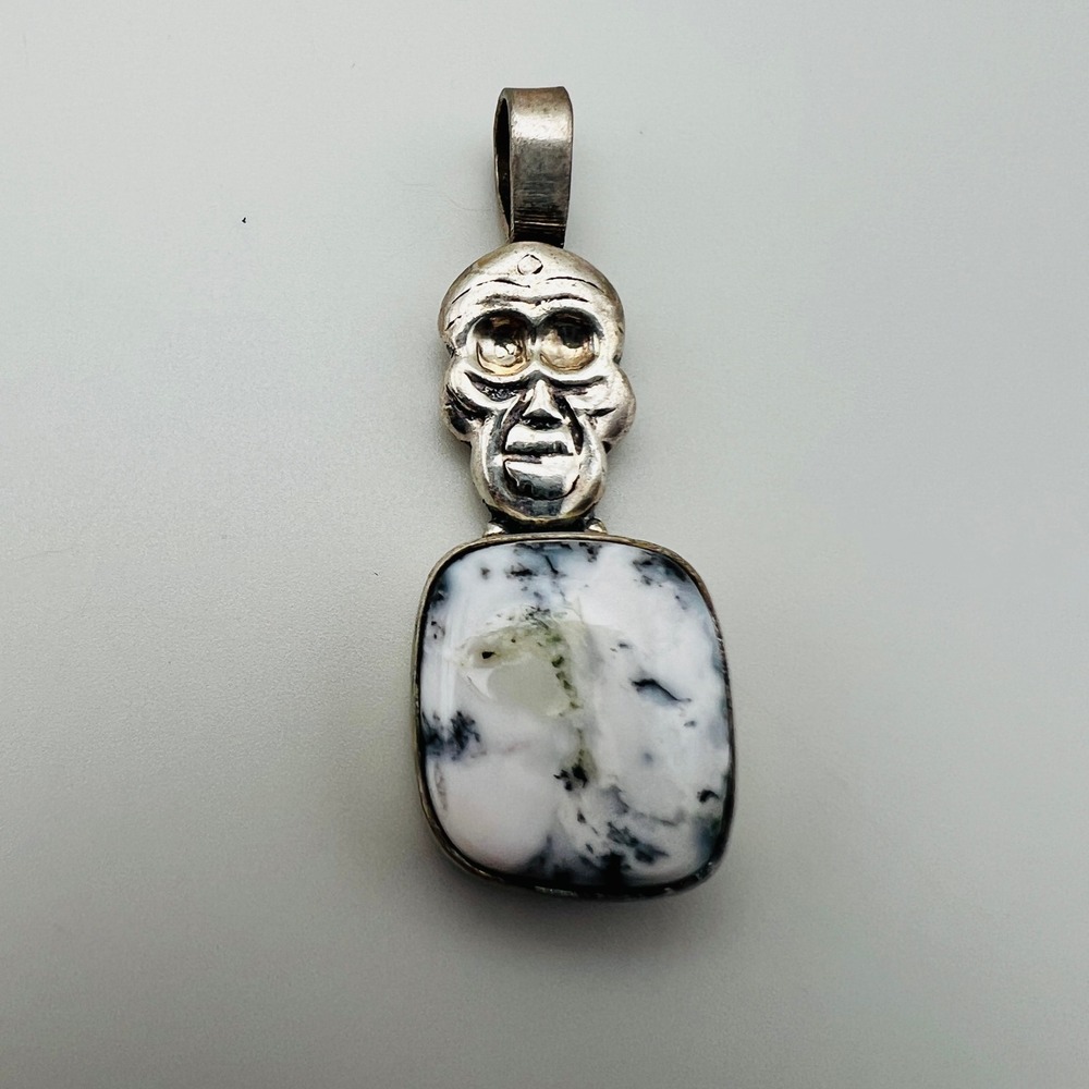 Artisan Agate Skull Pendant Square White Gray Silver Tone Goth Statement Charm‎